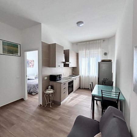 Bilocale In Bande Nere-Metro Rossa Duomo Apartment Milano Ngoại thất bức ảnh