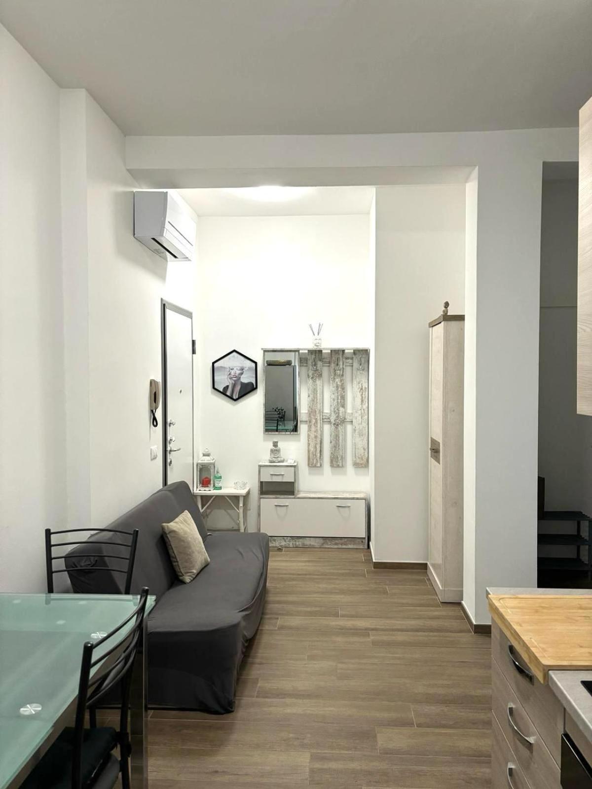 Bilocale In Bande Nere-Metro Rossa Duomo Apartment Milano Ngoại thất bức ảnh