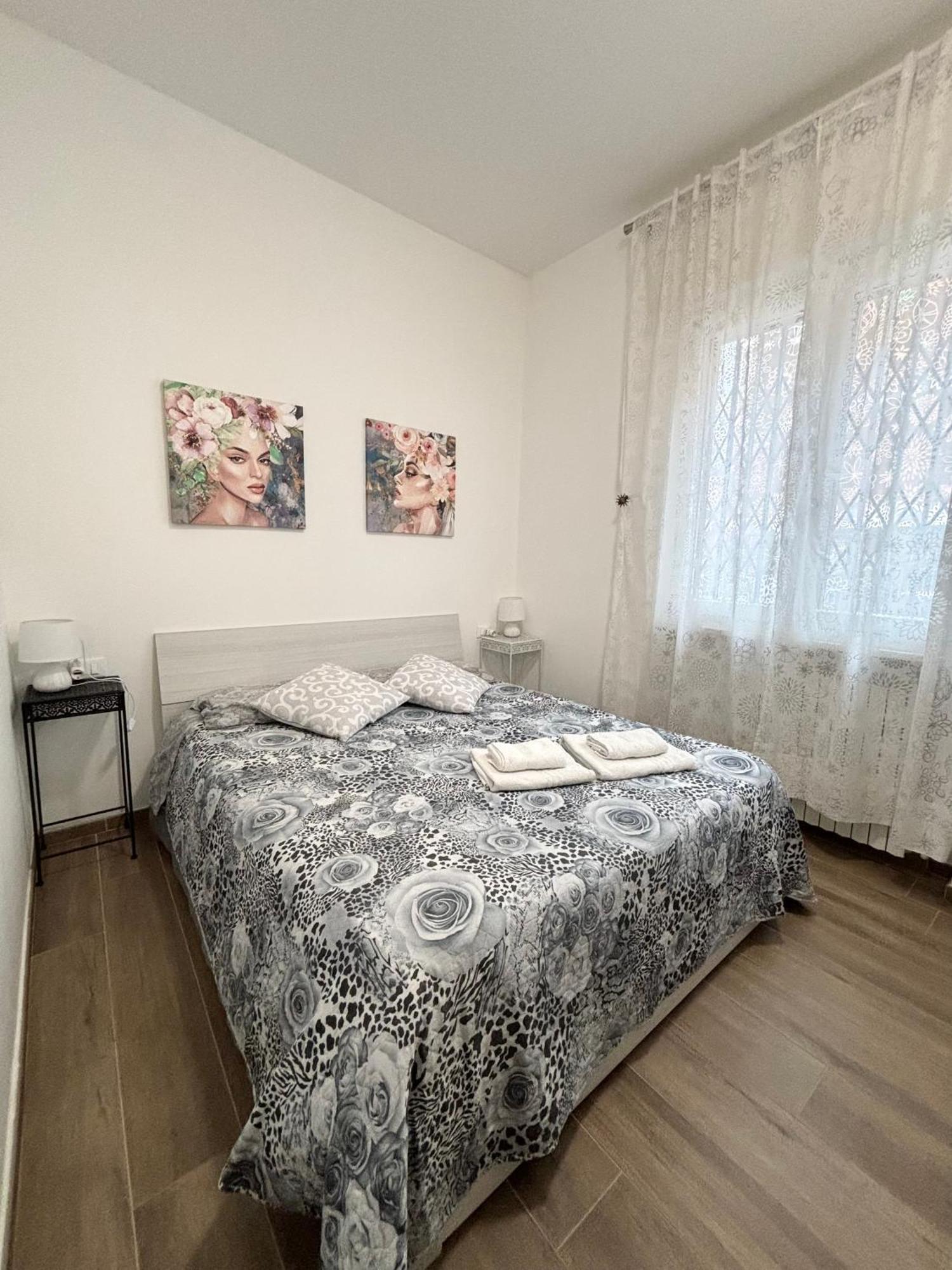 Bilocale In Bande Nere-Metro Rossa Duomo Apartment Milano Ngoại thất bức ảnh
