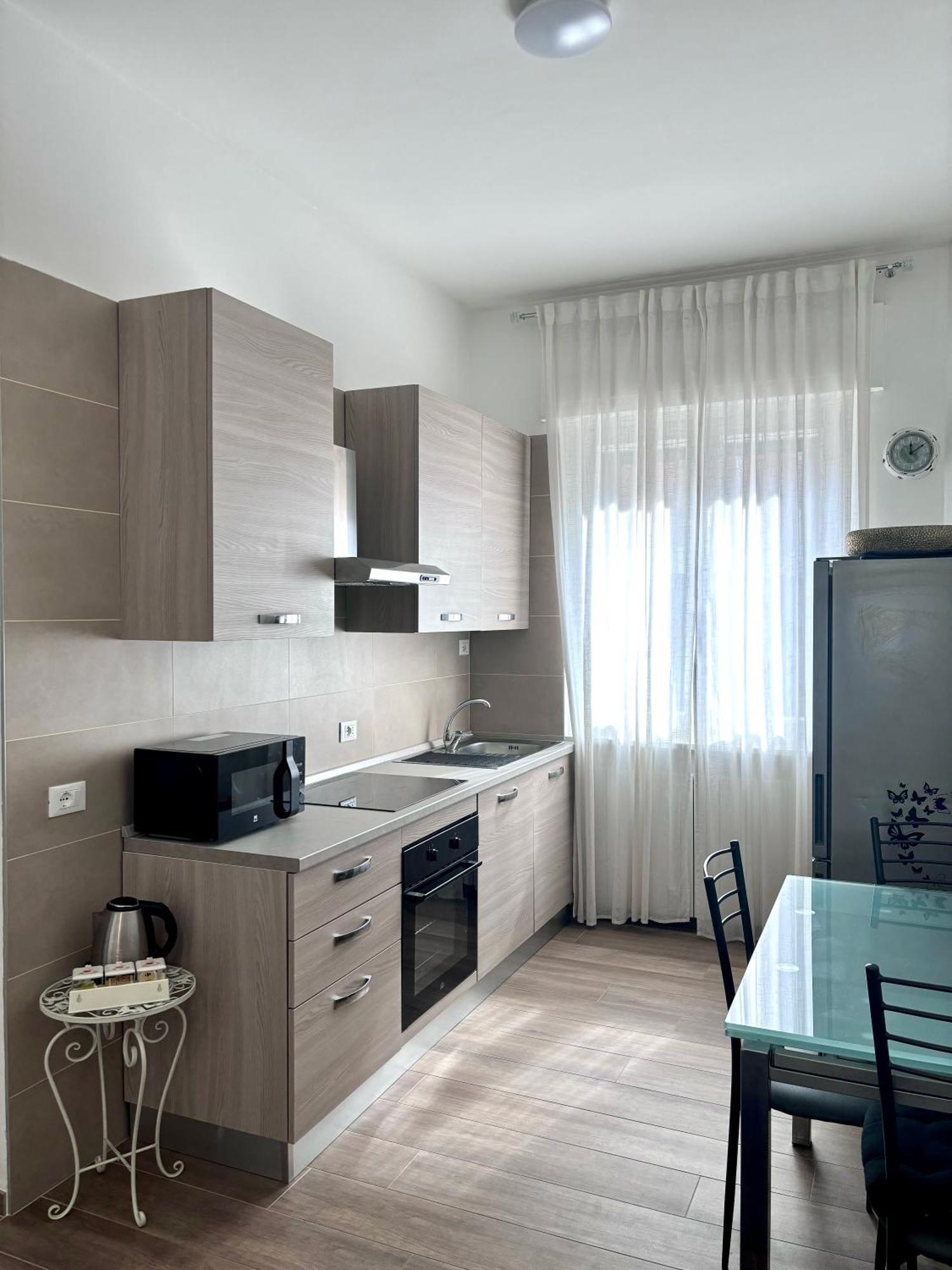 Bilocale In Bande Nere-Metro Rossa Duomo Apartment Milano Ngoại thất bức ảnh